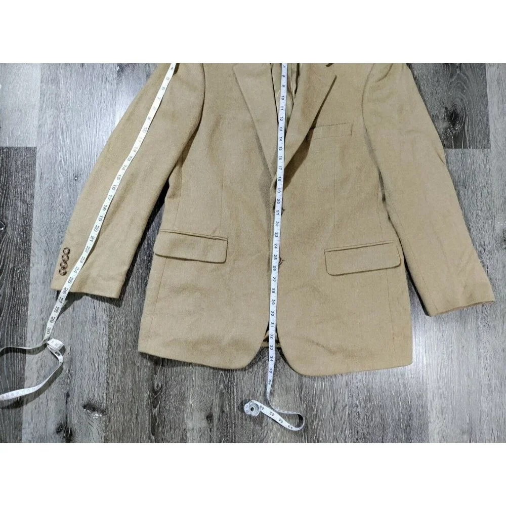 Bill Blass Sports Coat Camel Hair Size 42